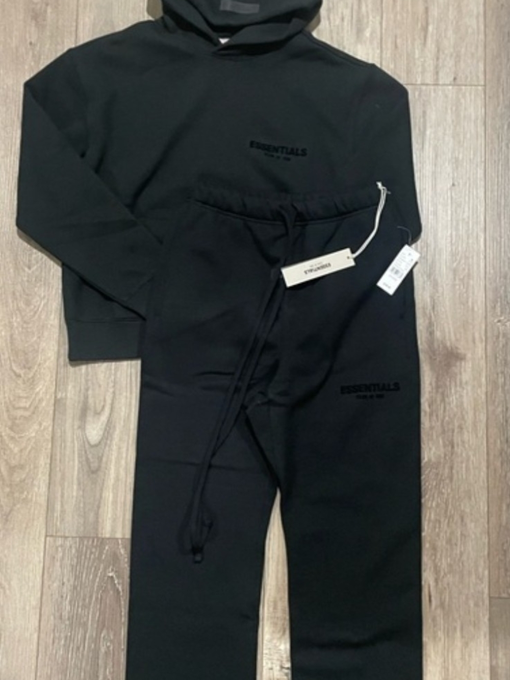 HODDIE AND PANTS UNCUFFED BLACK 2 PIECES ESSENTIALS FEAR OF GOD